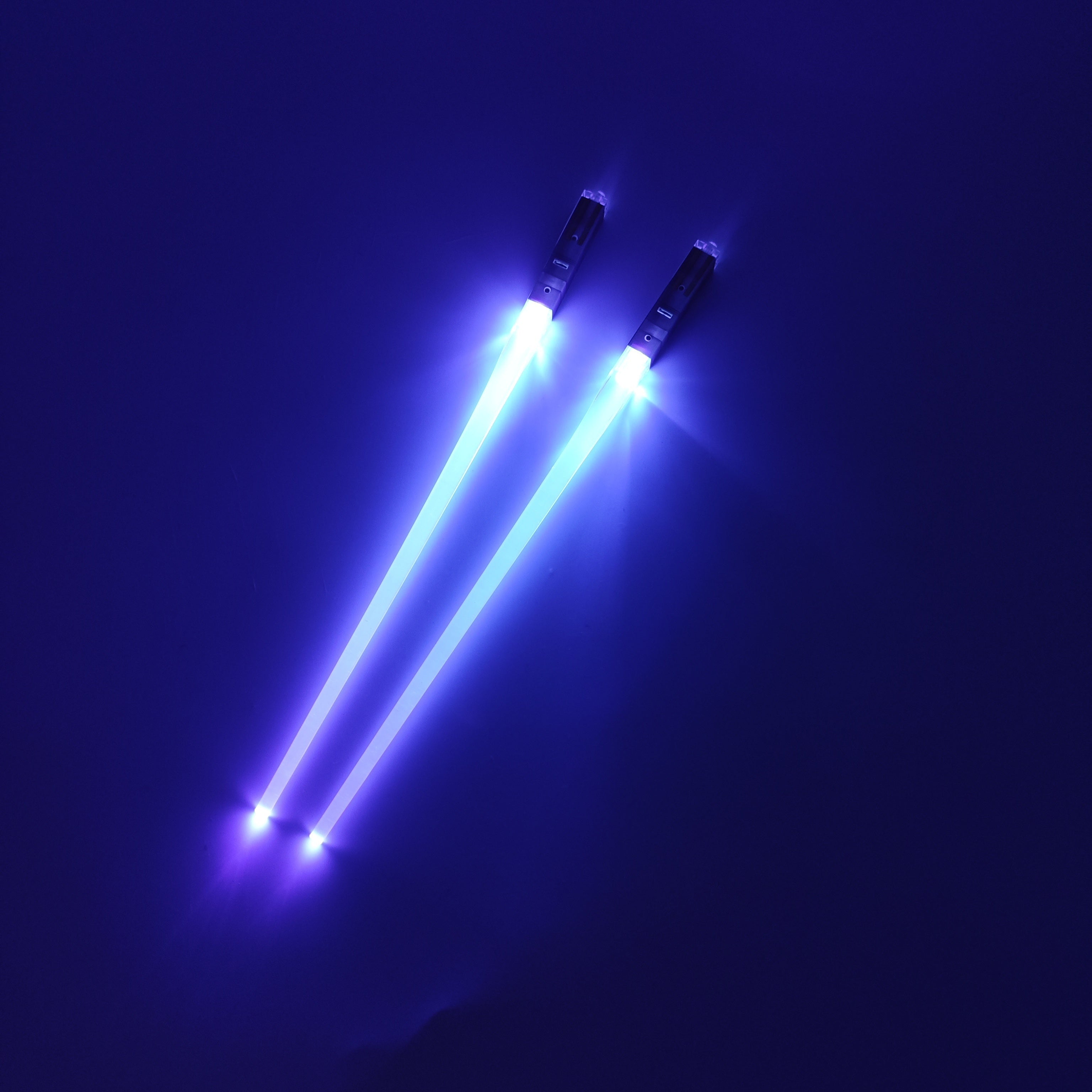 1 Pair Luminous LED Light Up Chopsticks, ABS Material, Polished Flatware Finish, Multi-Color Glow Sticks for Christmas, Halloween, New Year Festivities