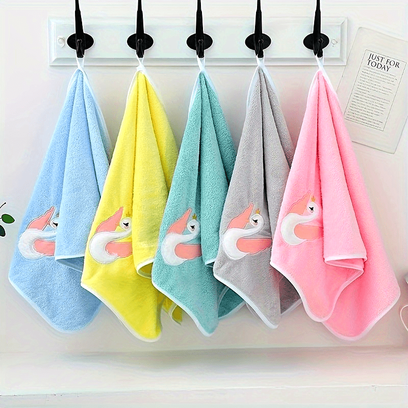 29.53*13.78inch 1pc Cartoon Swan Kid's Bath Towel, Premium Skin-friendly Soft Hand Towel, Absorbent Quick-drying Face Towel, Bathroom Supplies, Home Supplies